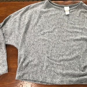 H&M grey crop super soft workout top